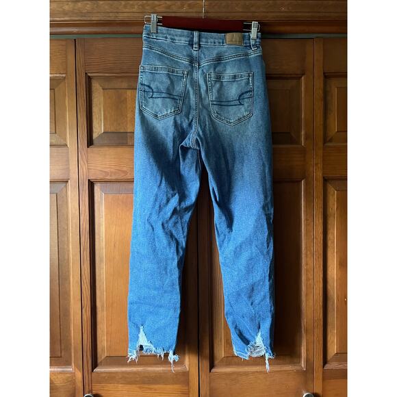 American Eagle Women Distressed Straight Leg Stretch Curvy Mom Jeans Blue Size 4 - Picture 3 of 11